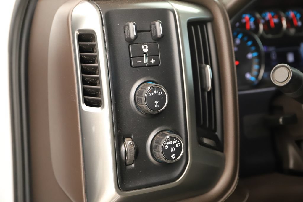 Used 2018 Chevrolet Silverado 3500 LTZ w/ Duramax Plus Package AWD/4WD image 15