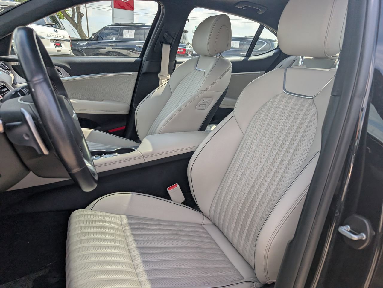 Used 2023 Genesis G70 2.0T w/ Sport Prestige Package image 25