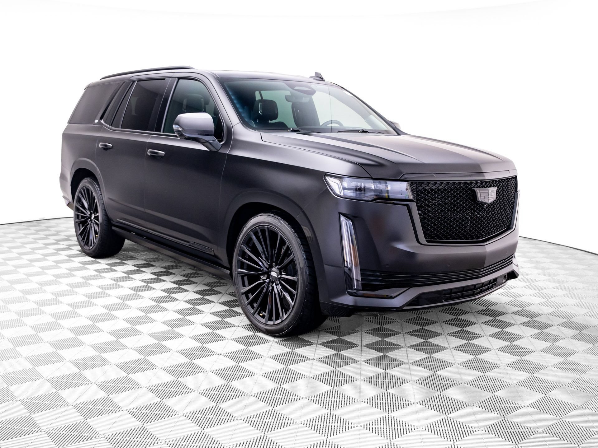 Certified 2023 Cadillac Escalade Sport Platinum w/ LPO, ONYX Package AWD/4WD image 9