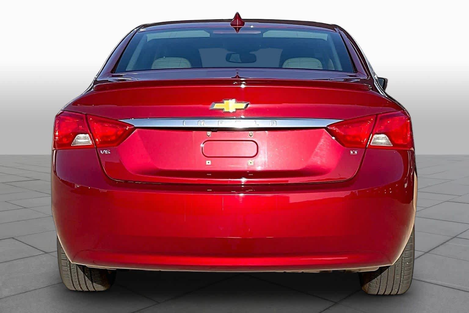 Used 2018 Chevrolet Impala LT w/ Sunroof and Spoiler Package FWD image 6