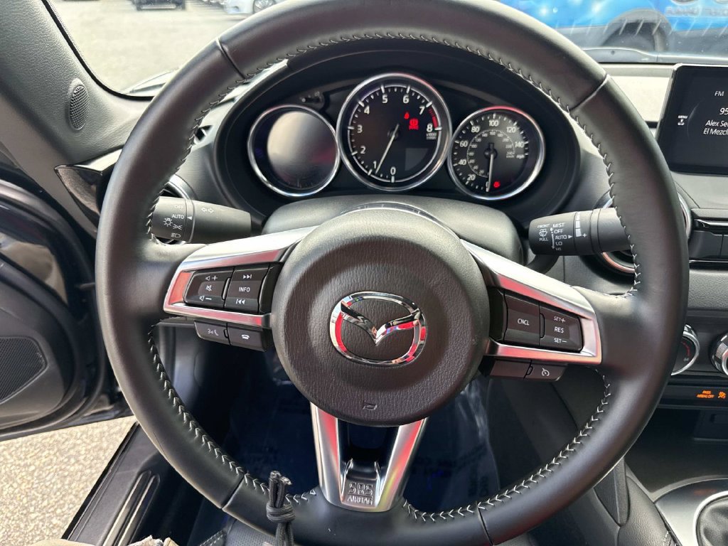 Certified 2025 MAZDA MX-5 Miata Grand Touring RWD image 33