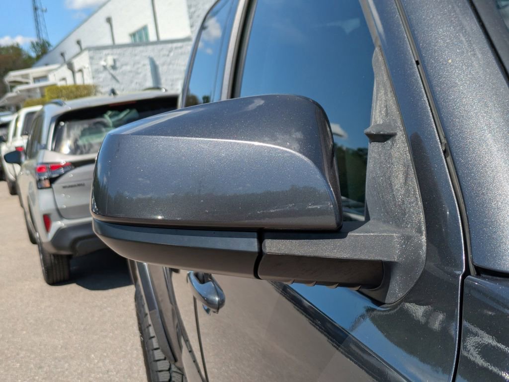 Used 2018 Toyota Tacoma SR5 image 11