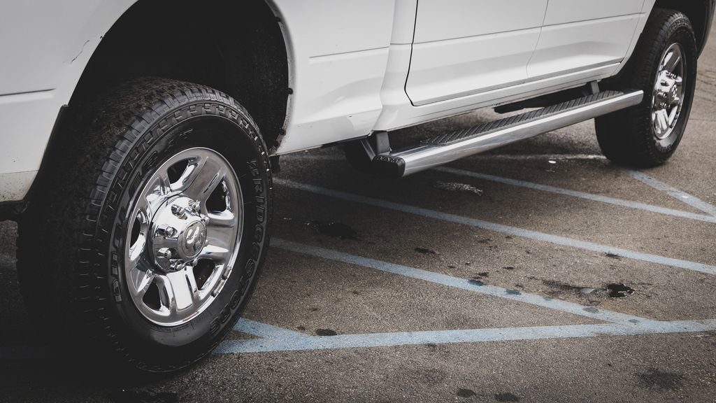 Used 2018 RAM 2500 Tradesman w/ Chrome Appearance Group image 28