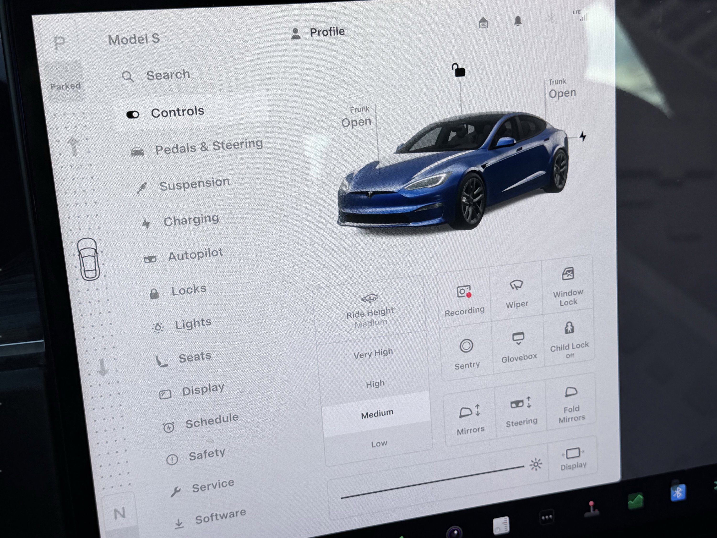 Used 2022 Tesla Model S image 73