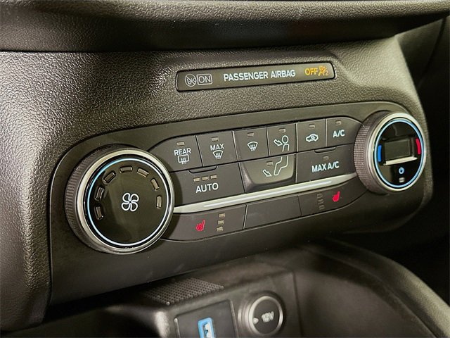 Used 2020 Ford Escape SE image 21