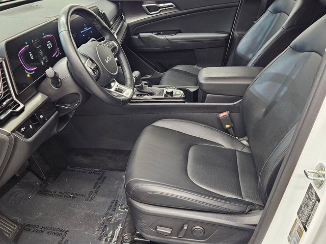 Used 2025 Kia Sportage EX image 11