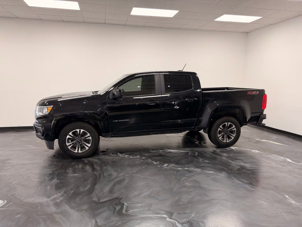 Used 2021 Chevrolet Colorado Z71 AWD/4WD image 2
