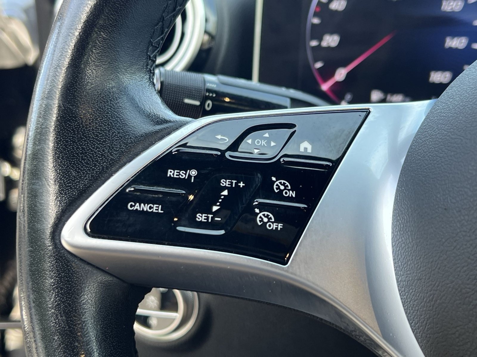 Used 2022 Mercedes-Benz C 300 4MATIC Sedan image 35