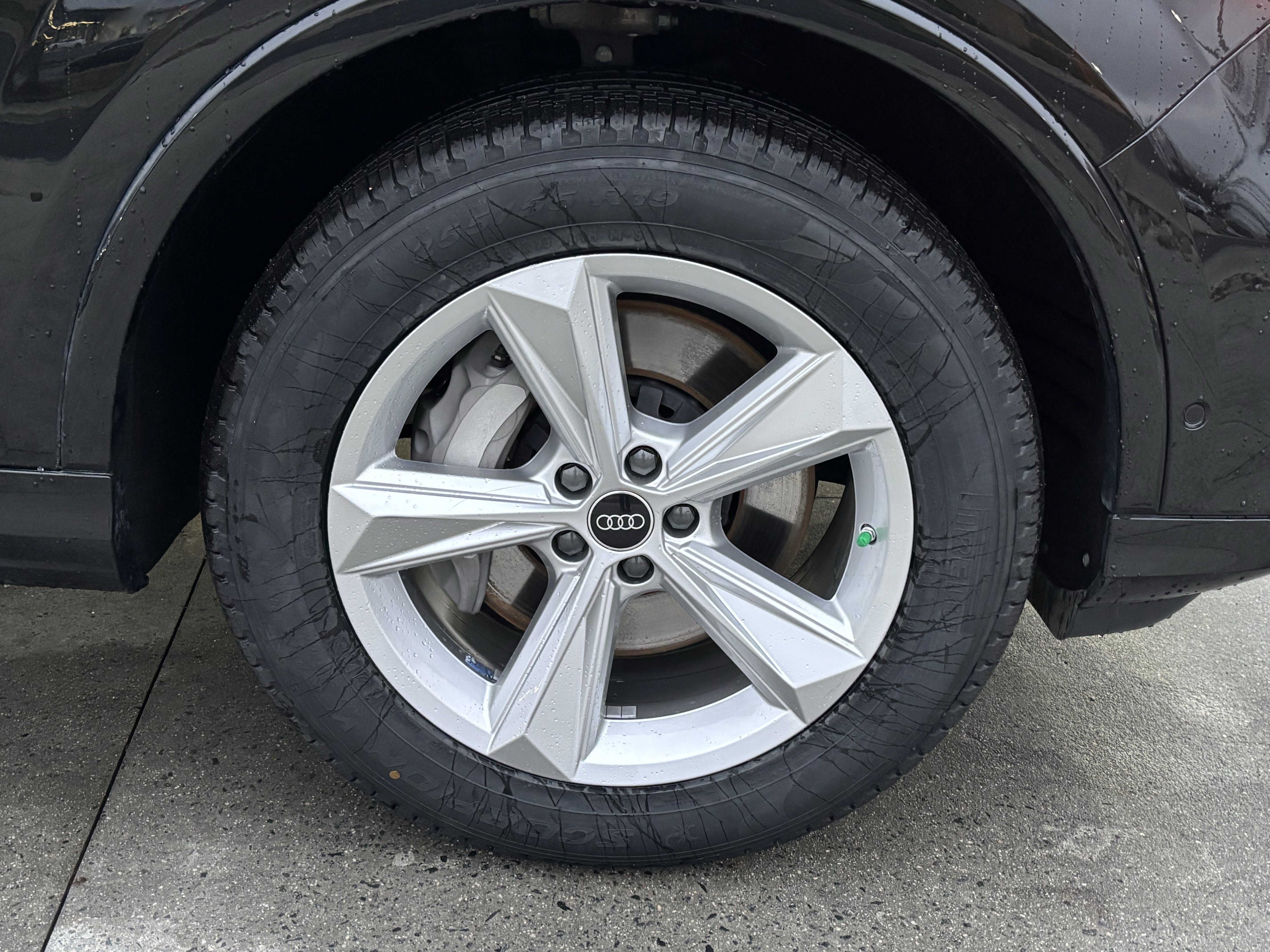 Used 2023 Audi Q7 3.0T Premium w/ Convenience Package image 12