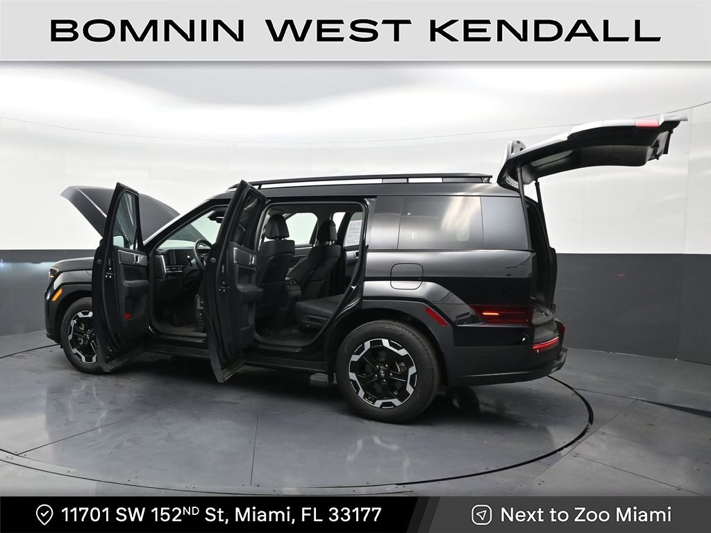 Used 2025 Hyundai Santa Fe SEL image 31