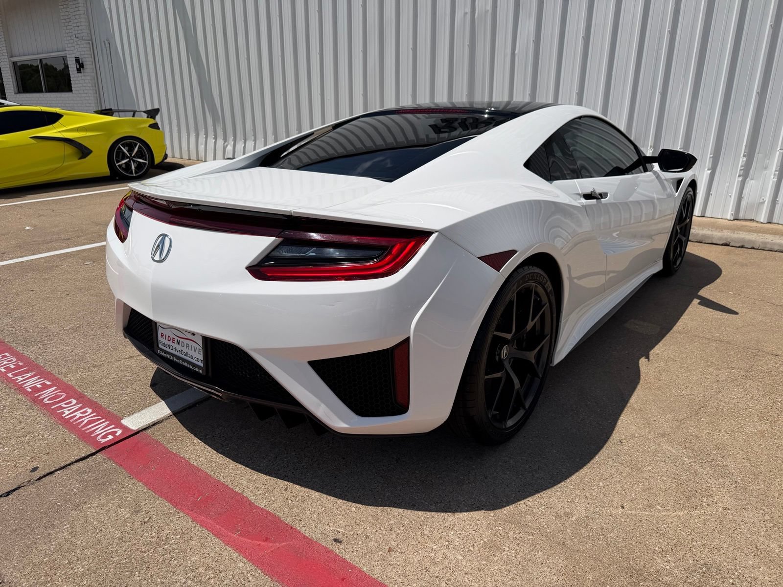 Used 2017 Acura NSX AWD/4WD image 7