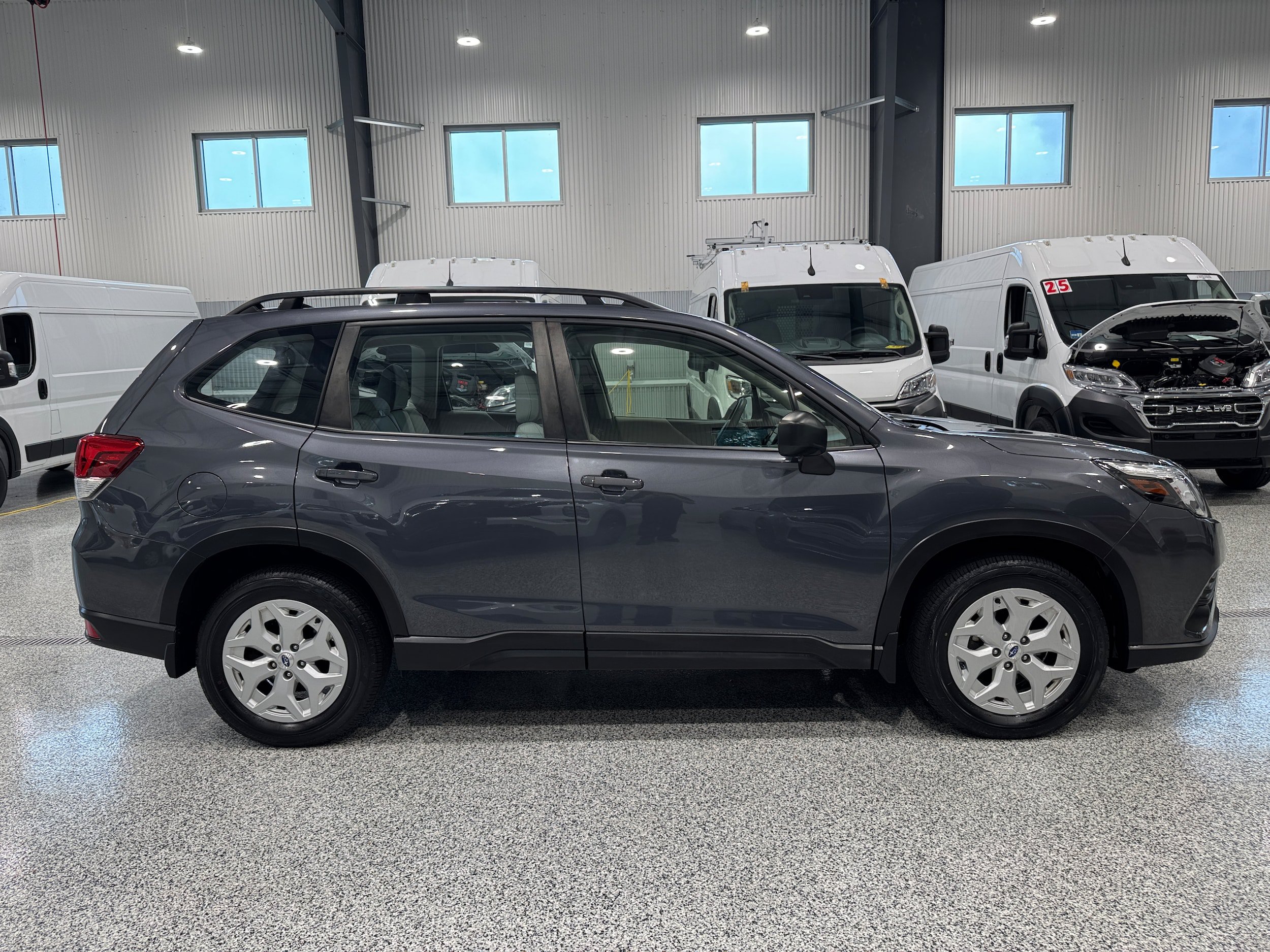 Used 2021 Subaru Forester Premium AWD/4WD image 4