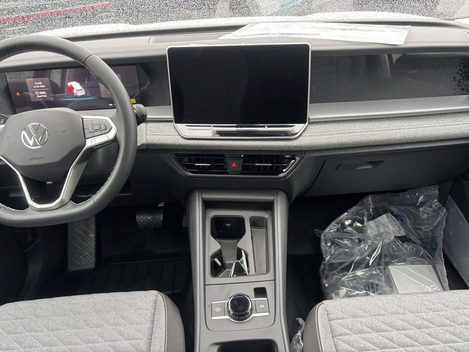 New 2026 Volkswagen Tiguan S AWD/4WD image 28