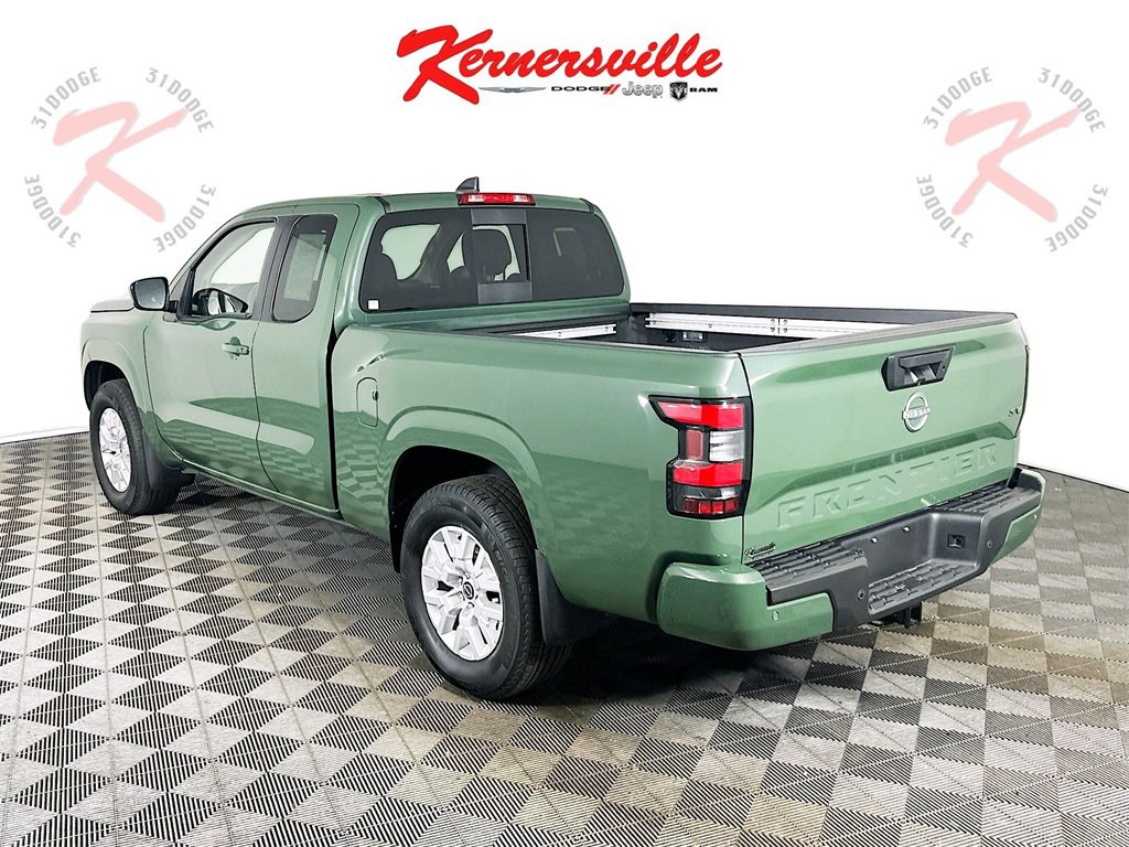 Used 2024 Nissan Frontier SV w/ SV Convenience Package image 5