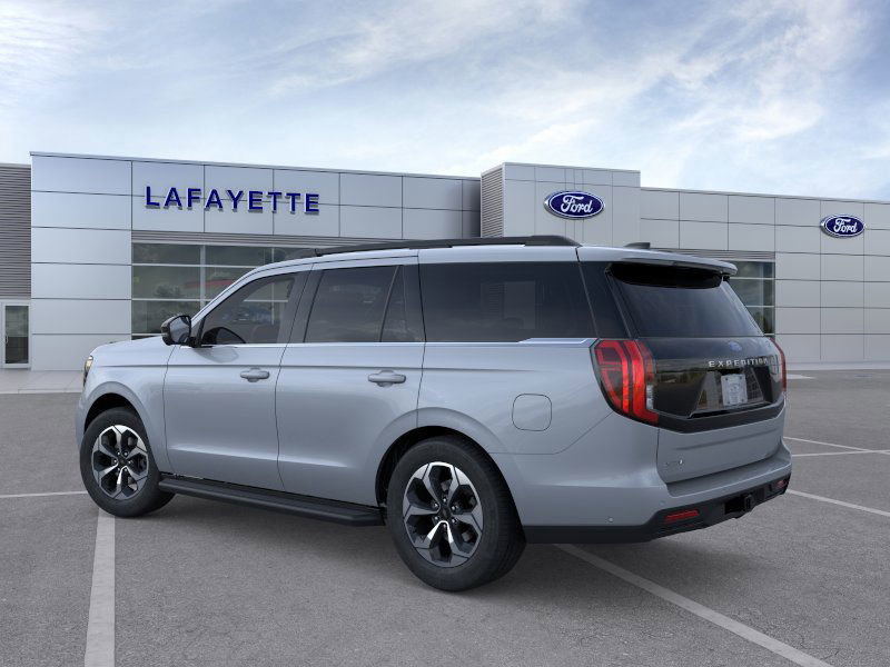 New 2026 Ford Expedition Active image 4