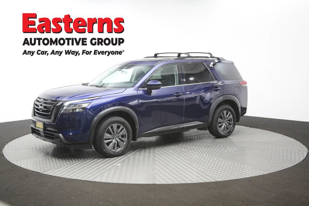 Used 2023 Nissan Pathfinder SV w/ SV Premium Package AWD/4WD image 58