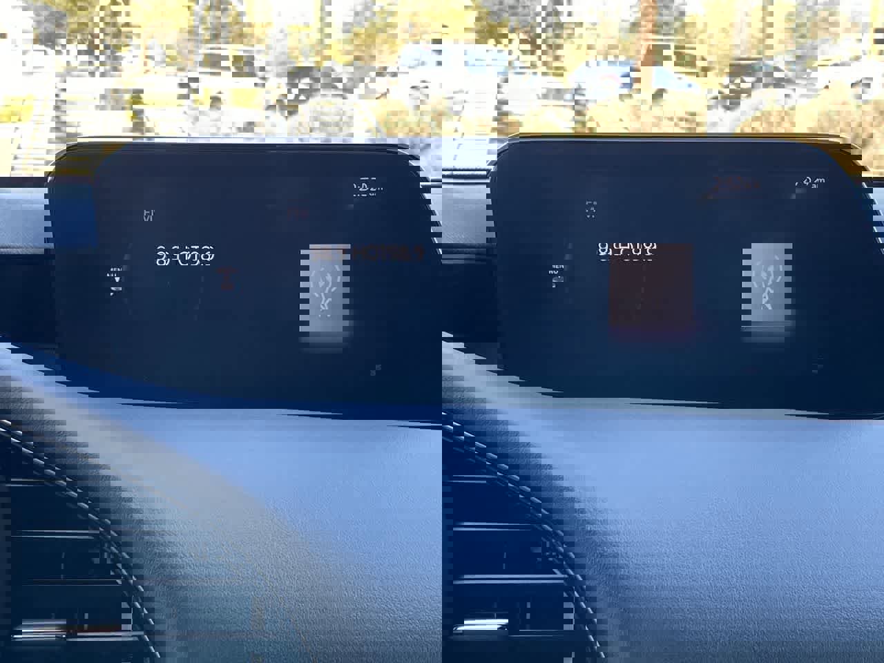 Used 2019 MAZDA MAZDA3 Hatchback w/ Premium Package image 16