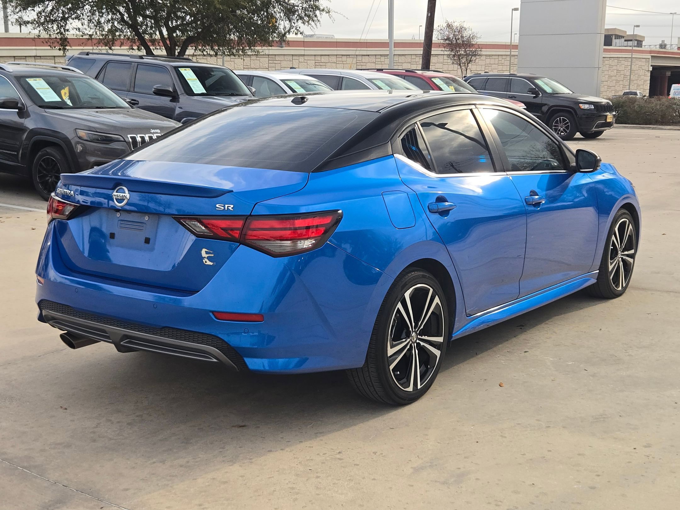 Certified 2023 Nissan Sentra SR image 3