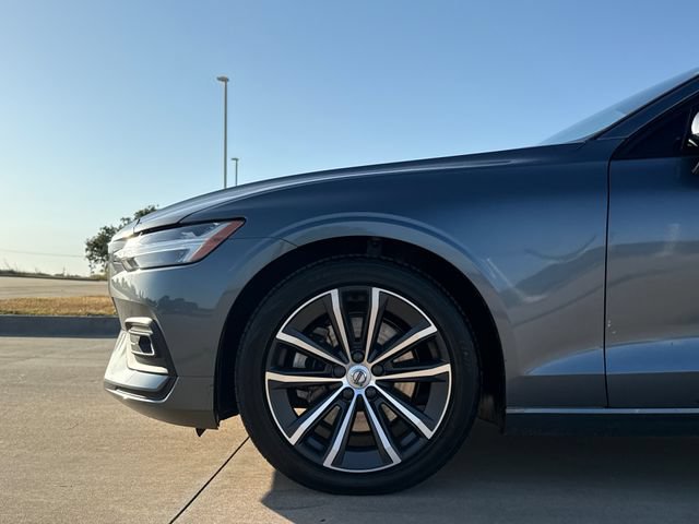 Used 2021 Volvo S60 T5 Momentum FWD image 5