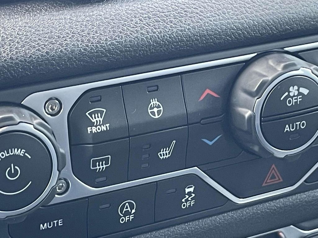 New 2025 Jeep Wrangler Unlimited Sport image 38