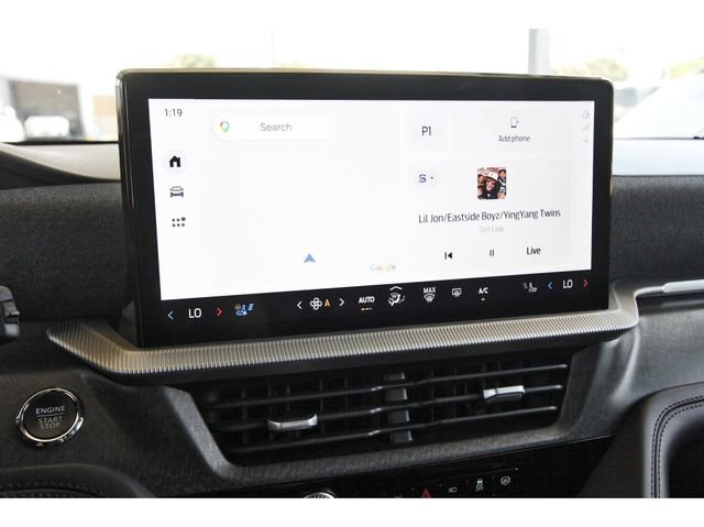 Used 2025 Ford Explorer Platinum w/ Ultimate Package AWD/4WD image 23