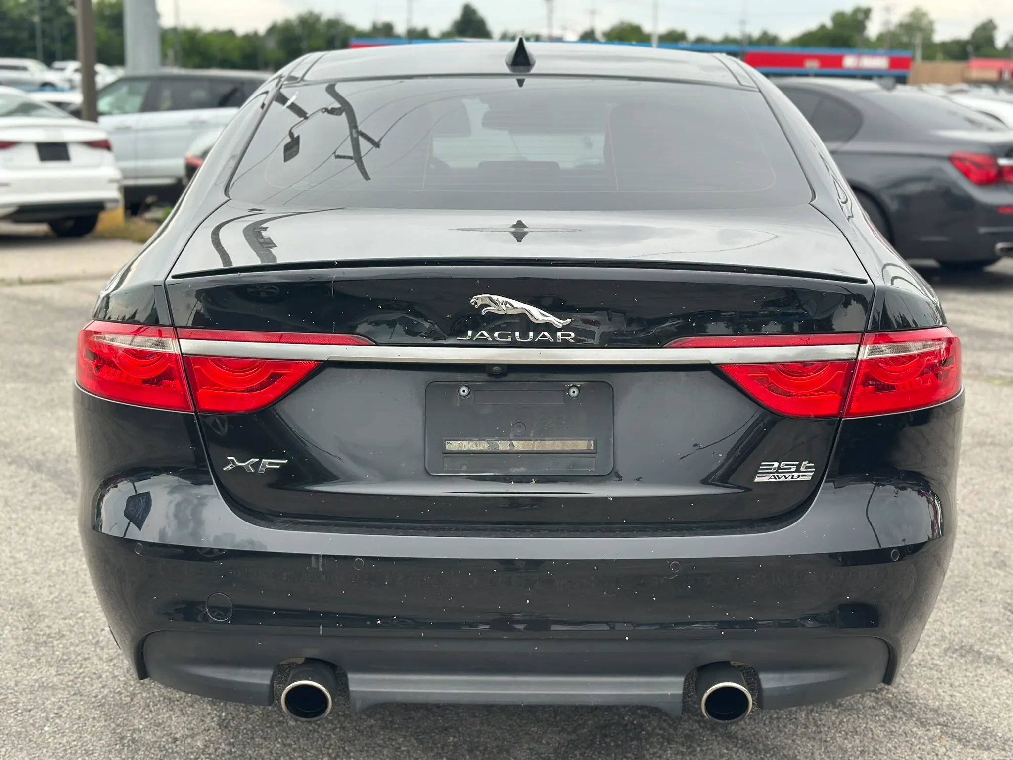 Used 2017 Jaguar XF R-Sport AWD/4WD image 7