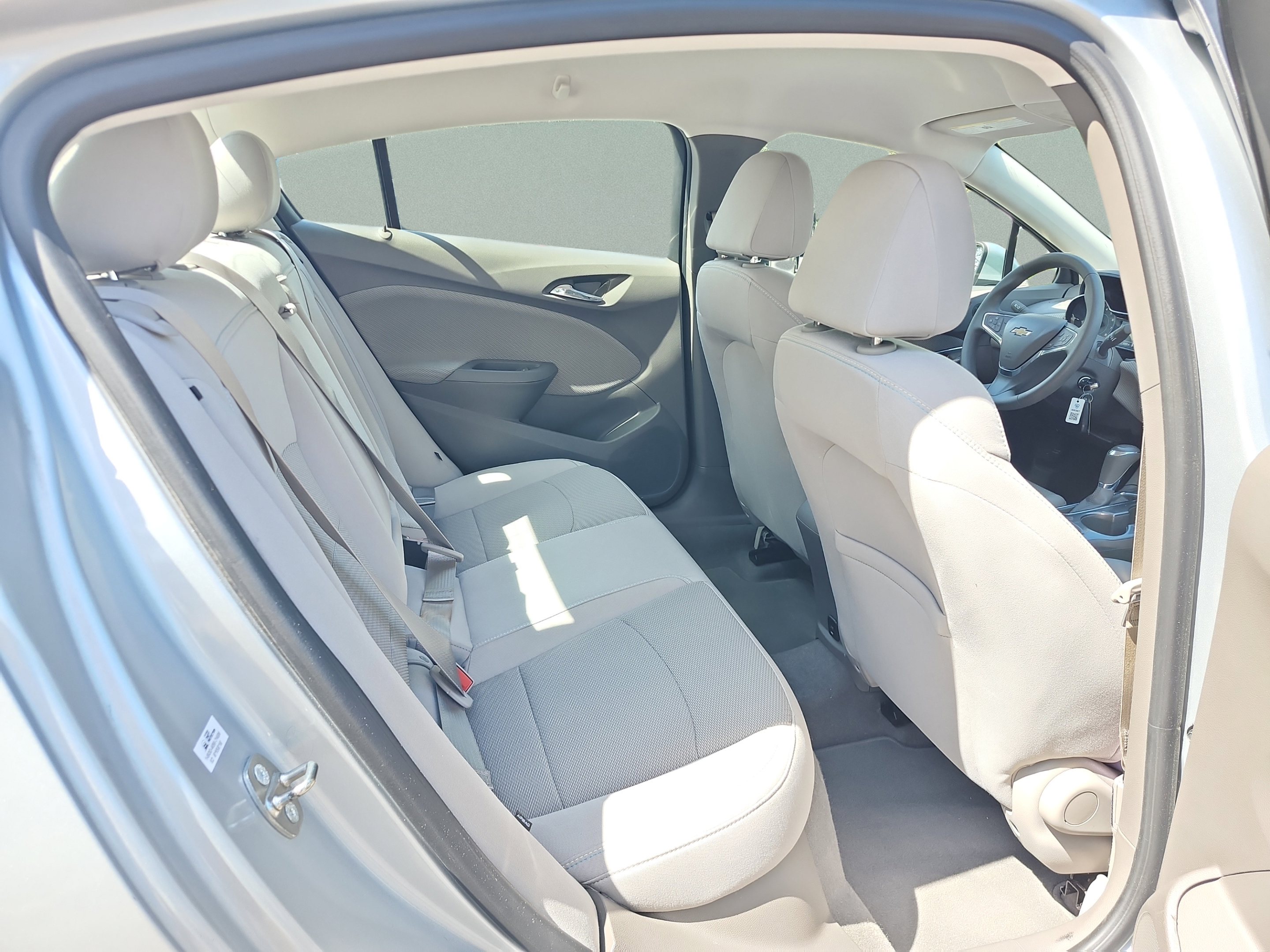 Used 2017 Chevrolet Cruze LT FWD image 18