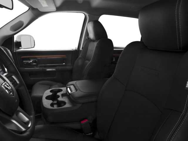 Used 2017 RAM 3500 Laramie w/ Convenience Group AWD/4WD image 6