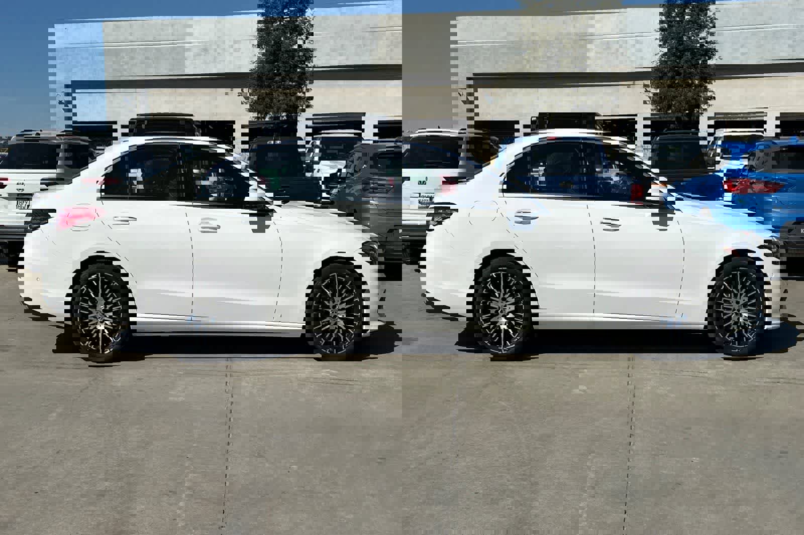 Used 2024 Mercedes-Benz C 300 Sedan image 9