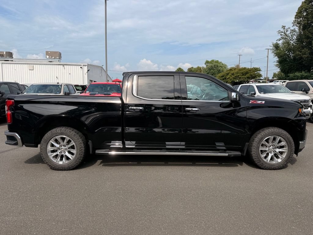 Used 2019 Chevrolet Silverado 1500 LTZ w/ LTZ Premium Package AWD/4WD image 12