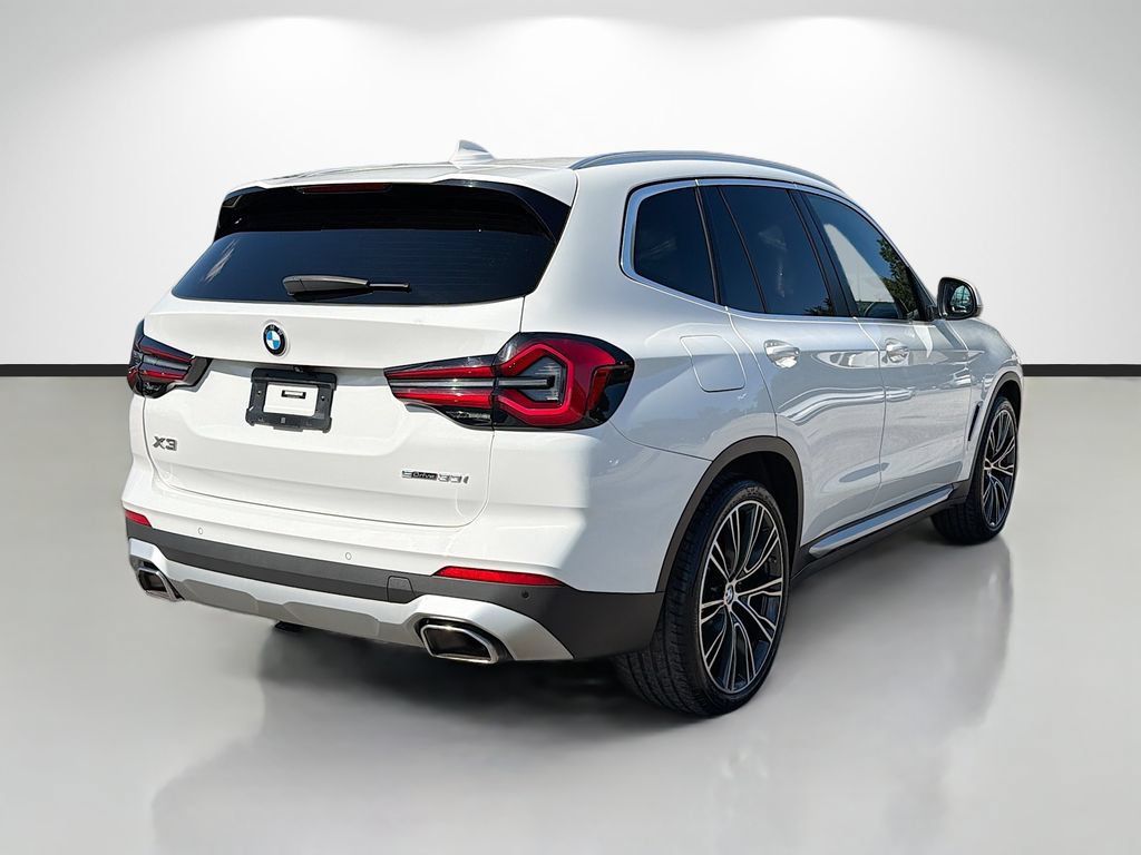 Used 2022 BMW X3 sDrive30i w/ Convenience Package RWD image 3
