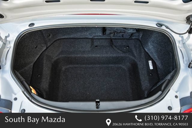 Certified 2025 MAZDA MX-5 Miata Club RWD image 22