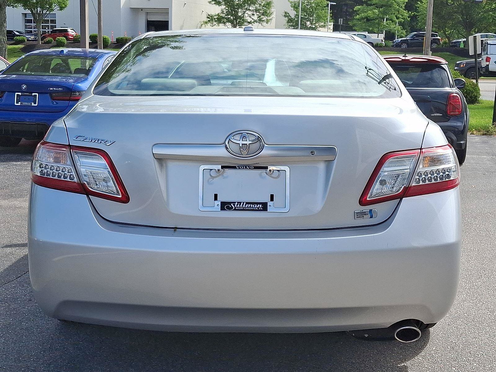 Used 2010 Toyota Camry Hybrid FWD image 5