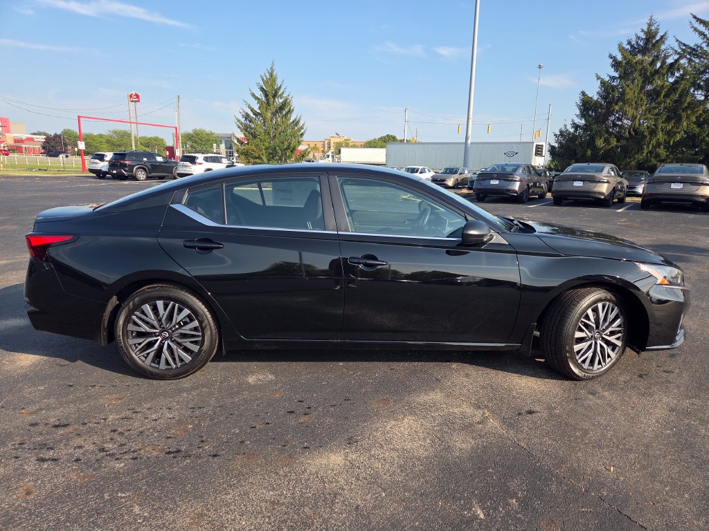 New 2026 Nissan Altima 2.5 SV FWD image 20