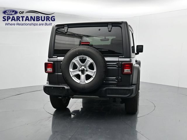 Used 2023 Jeep Wrangler Sport AWD/4WD image 6