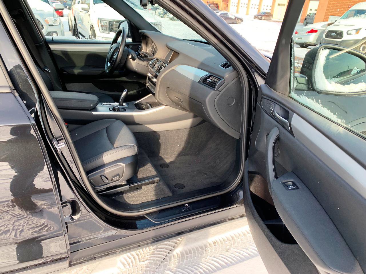 Used 2016 BMW X3 xDrive28i image 15