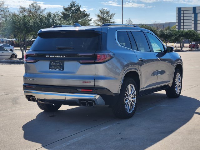 Used 2025 GMC Acadia Denali w/ Super Cruise Package FWD image 5