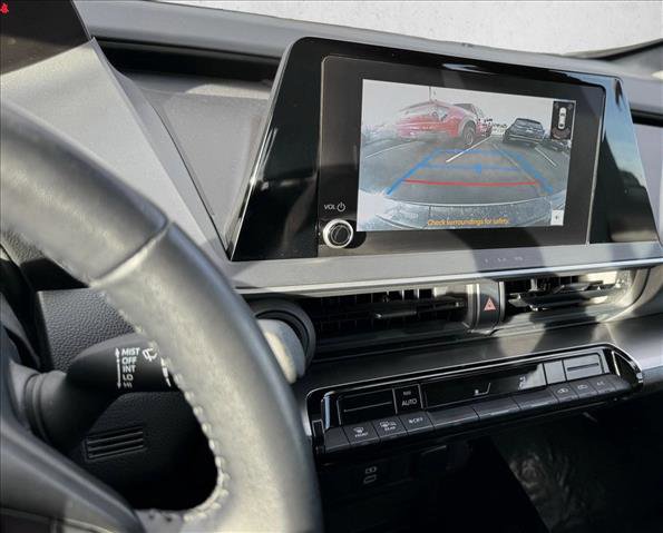 Used 2024 Toyota Prius LE image 15