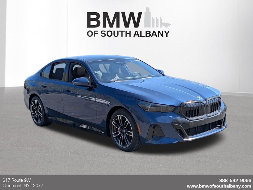 New 2026 BMW 550e xDrive w/ Premium Package AWD/4WD image 1