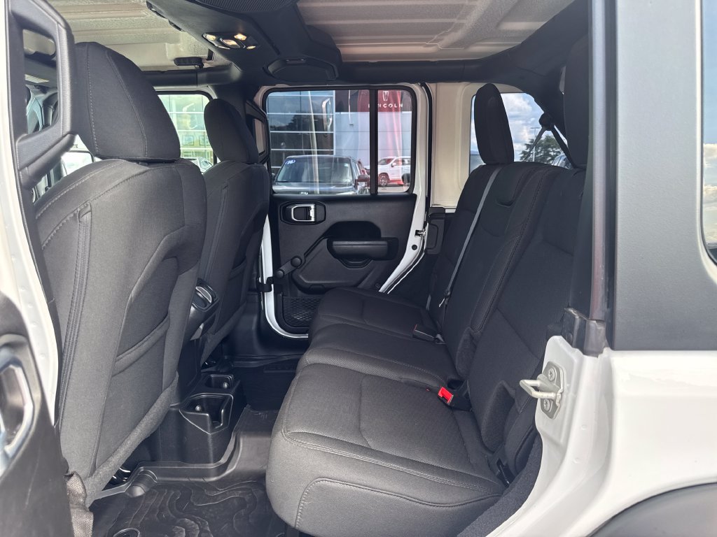 Used 2023 Jeep Wrangler Unlimited Sport AWD/4WD image 20