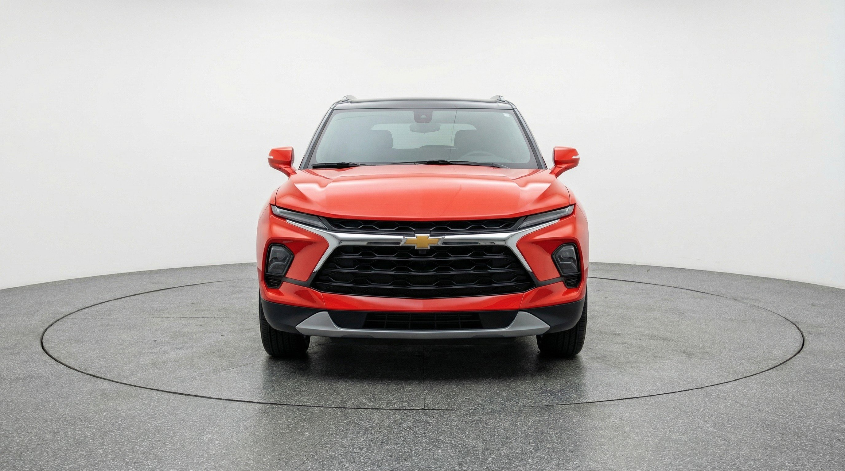 Used 2025 Chevrolet Blazer LT image 2