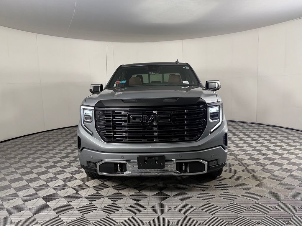 Used 2025 GMC Sierra 1500 Denali Ultimate AWD/4WD image 4