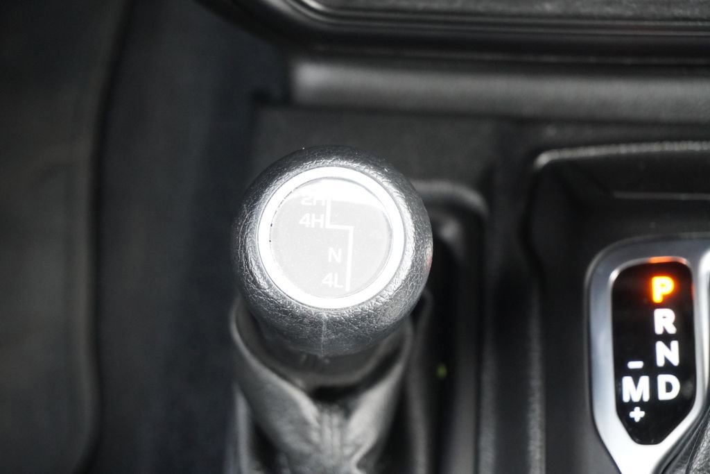 Used 2019 Jeep Wrangler Unlimited Sport S AWD/4WD image 21