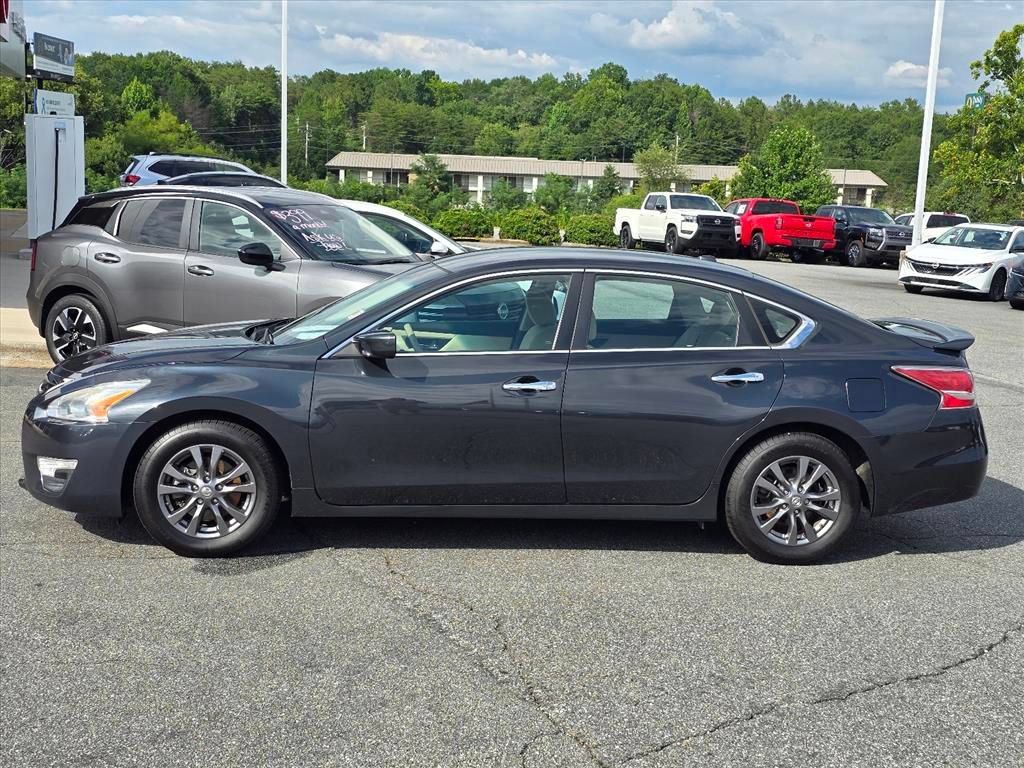 Used 2015 Nissan Altima 2.5 S w/ Sport Value Package FWD image 23