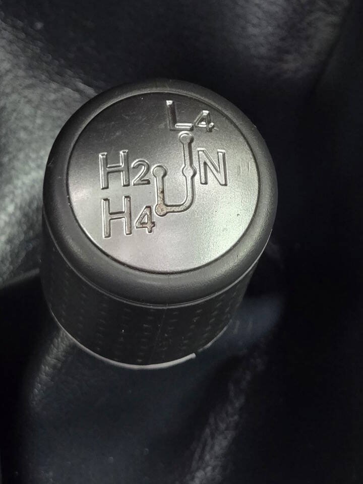 Used 2015 Toyota 4Runner Trail Premium AWD/4WD image 25