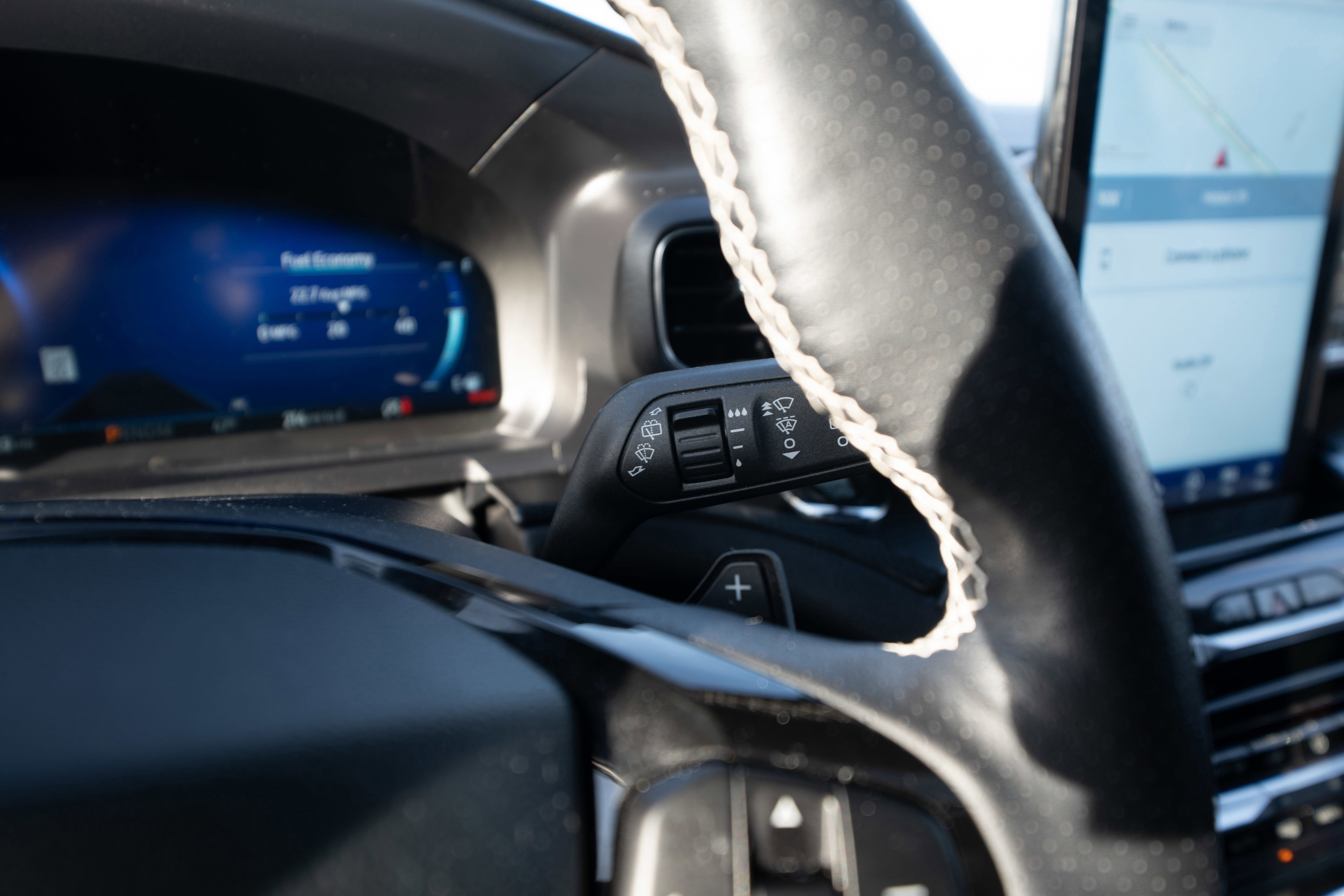 Used 2023 Ford Explorer ST w/ Equipment Group 401A image 14