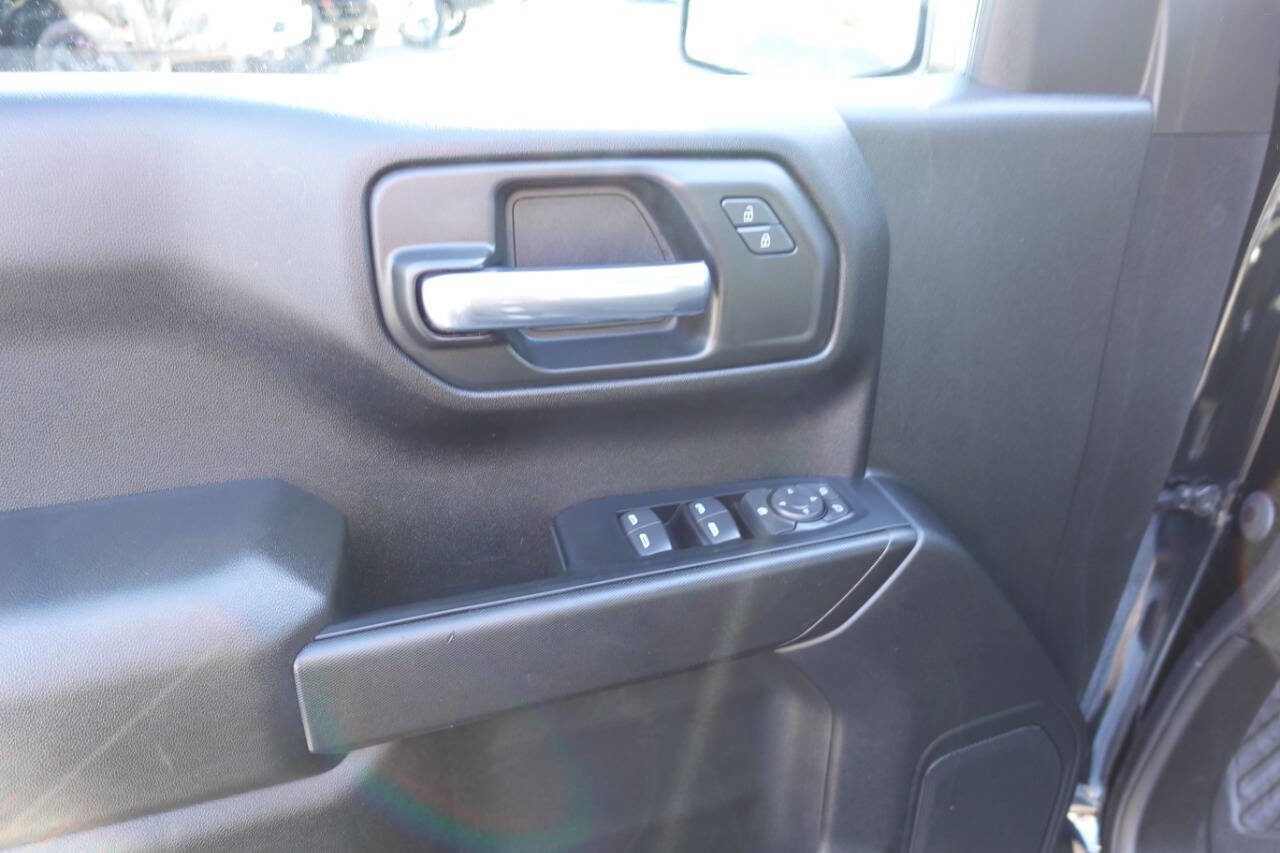 Used 2023 GMC Sierra 1500 Pro w/ Graphite Edition image 15