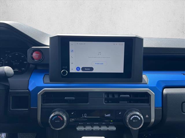 Certified 2025 Toyota Tacoma TRD Off-Road AWD/4WD image 13