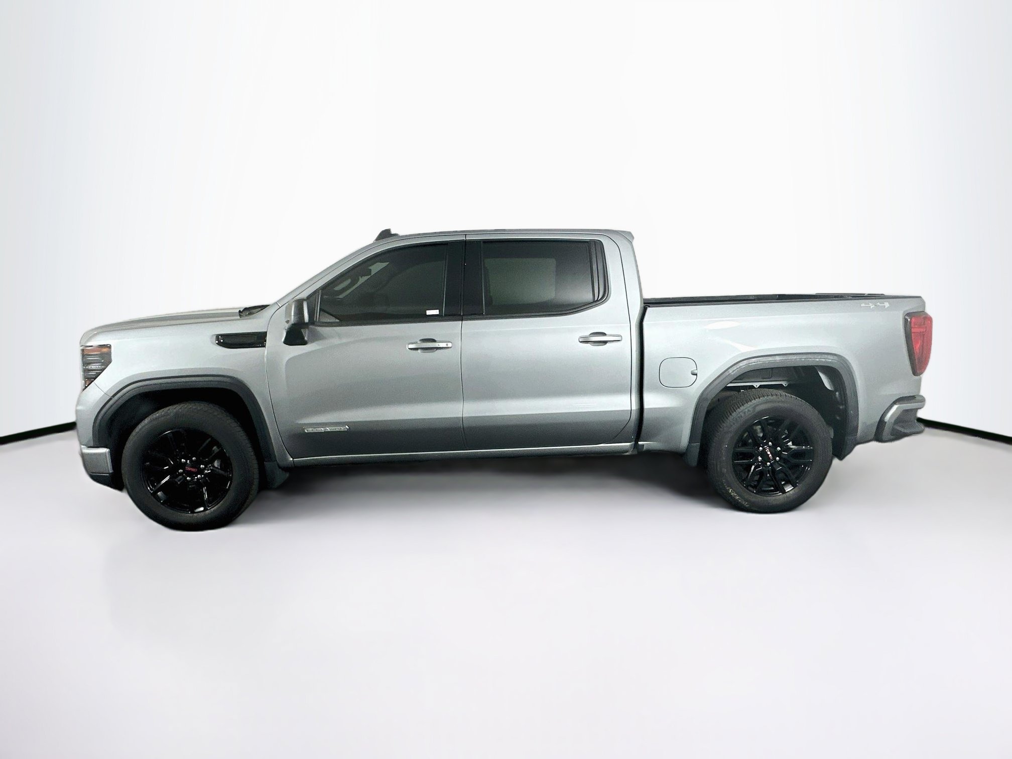 Used 2024 GMC Sierra 1500 Elevation AWD/4WD image 4
