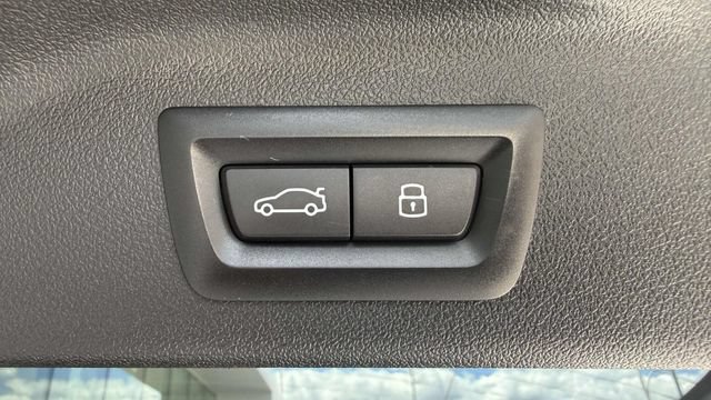Used 2024 BMW X7 xDrive40i w/ M Sport Package AWD/4WD image 61